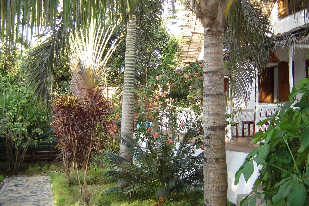 Hotel La Caravelle อัมบาโตโลกา ภายนอก รูปภาพ